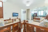 Leshan Luxury Villas