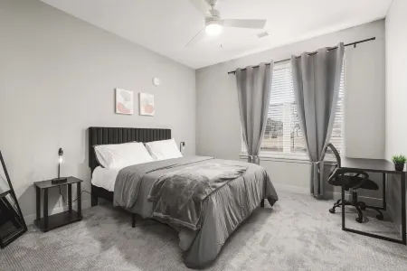 Luxe Escape Near DT Indy Отели в г. Уорт Тауншип