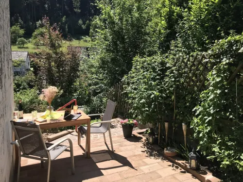 Exklusive Ferienwohnung Miro 25 m² in Ruhiger Lage