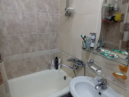 Downtown Apartment Ashgabat Отели рядом с достопримечательностью «Монумент Нейтралитета»