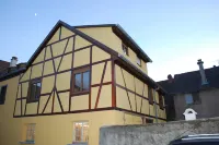 THE LOFT house ideal for 8 people air-conditioned Hotels in Wintzenheim