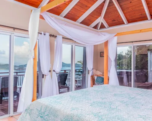 Stunning Views from every room at this Private Villa !!! Hotels in Coral Bay