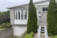Beautiful cottage near river close to montreal Hotels near Méga Centre Notre-Dame