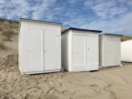 Zeeuws Huisje is centrally located within cycling distance of the beach Отели в г. Serooskerke