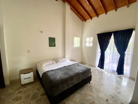 House in exclusive sector with parking