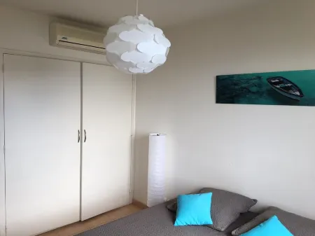 Beautiful T2 with a magnificent view of the Indian Ocean