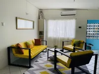 Colorful and Peaceful 2 Bedrooms Residential Home