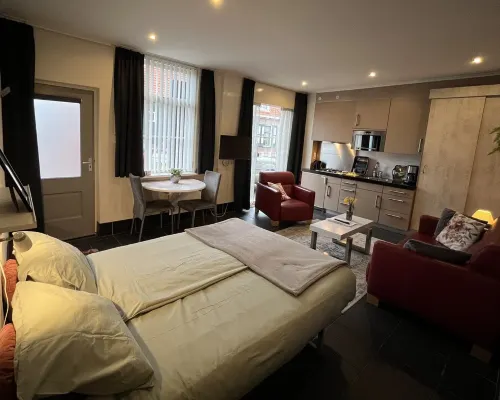 Nog Enkele Weken Vrij in Juli en Augustus.2 Pers Studio 5 Min Lopen  Het Strand Hoteles en Westkapelle