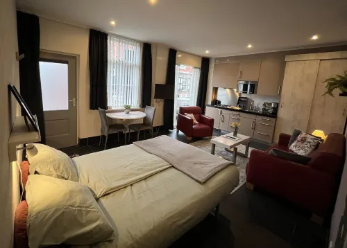 Aanbieding 16 18 mei 55 euro p nacht.2 pers studio  5 min lopen van het strand