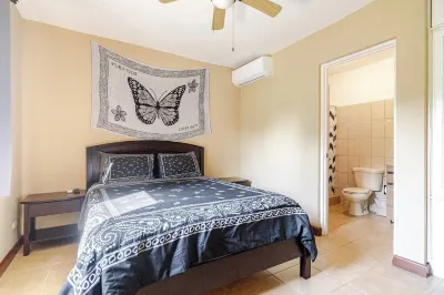 Charming 2-bedroom apartment in Coco with AC, WiFi