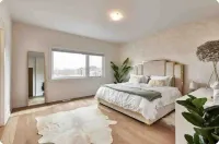 Summer PARADISE w/Hottub/maid Close 2 spa/parks & GREAT for kids & pets