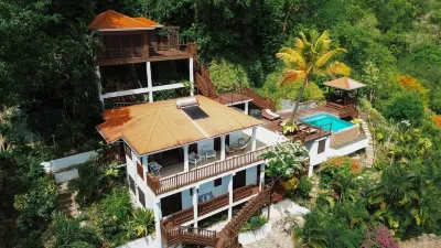 Moringa Villa- Studio 2 Middle Level Hotels in der Nähe von Anse Chastanet Beach and Reef