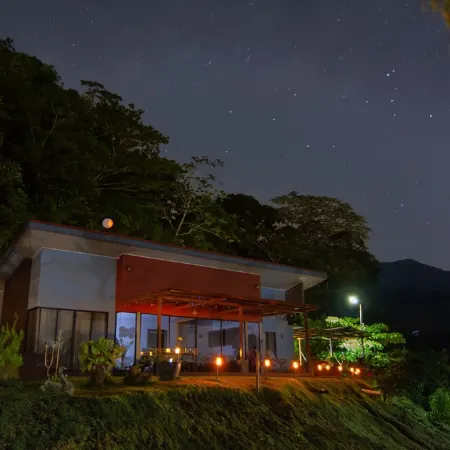 Splendid House with Jacuzzi surrounded by nature and incomparable tranquility