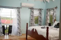 Spacious Caribbean escape for family and friends