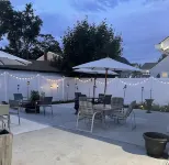 COZY REST 3BDRM HOME AWAY FROM HOME W/ DECK Hotels in Elmont