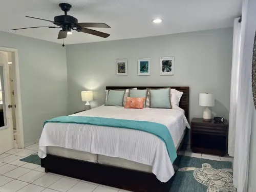 Oceana  Beachfront Walkout Condo Sapphire Beach Crystal Cove