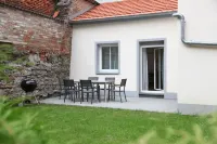House in Memmingen Altstadt in the Allgäu, terrace, garden, train station, airport