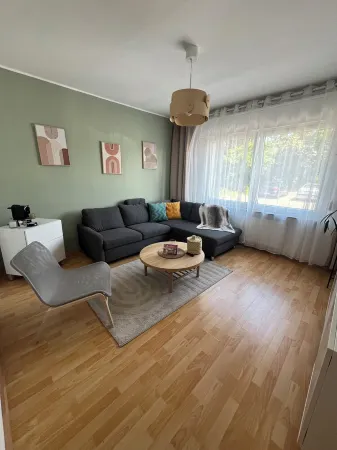 TOP Anbindung + Nähe Hannover + 2min Lehrte BHF Отели в г. Лерте