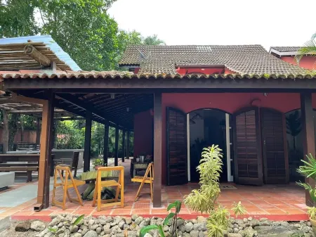 Casa da Vovó - condominium next to the beach (20m)