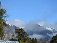 Fiordland Escape Hotels in Manapouri