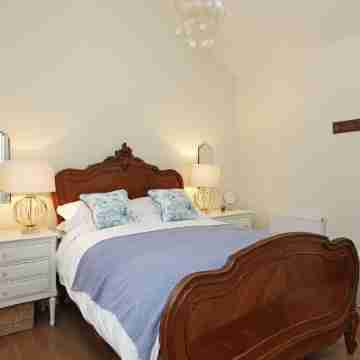 Thurnham Keep Stables, Near Leeds Castle Rooms