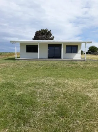 The Sun set Cottage  5min from Oamaru or Kakanui