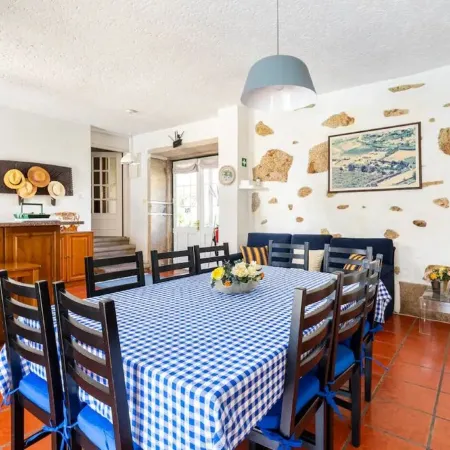 Solar Piedade - 12.500 m2 property with heated pool and sports court