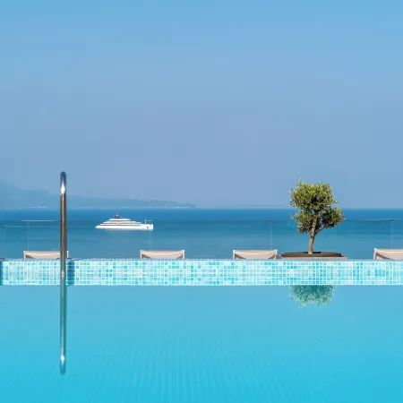 Glow Boutique Hotel & Suites