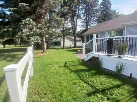 Houghton Haven Lake access or Golf fun