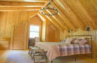 Cozy Vermont Log Cabin Near Okemo & Killington ~ the Perfect Snowy Getaway