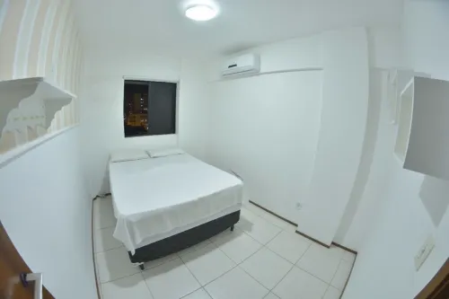 Apt 3 bedrooms + maid's quarters overlooking the sea