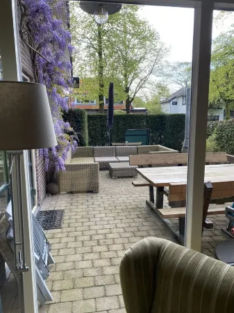 Ruim Hoekhuis om tot Rust te Komen in een Natuurrijke Omgeving Отели в г. Суст