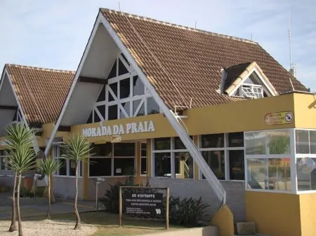 Casa com Piscina - Condomínio Morada da Praia - Bertioga Отели рядом с достопримечательностью «Foz do Rio Guaratuba»