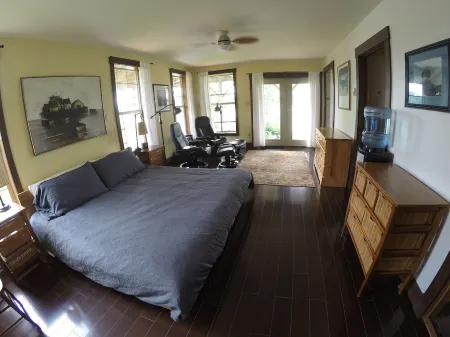 Beachfront Guest Cottage in Antigonish