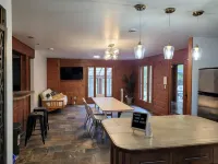 Riverside Modern Rustic 3 bds Chalet in Tremblant