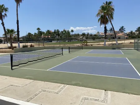 San Jose Del Cabo 2BR /2 bath WI-FI.