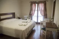 Hotel Nirvana Отели в г. 