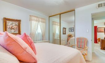 Walk to Downtown Page Hideaway with Patio