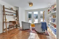 Cozy country 2 bedroom rental unit in Knowlton Village Hotels in Lac-Brome