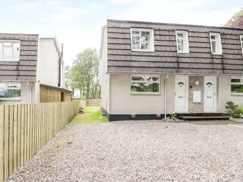 Pebble Nook Hotels in Ballachulish