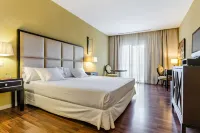 Hotel 525 - balcony