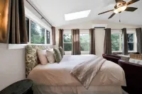 The Inn at Shasta Lake Hotels in Lakehead