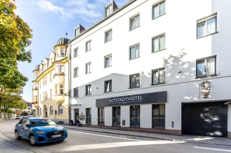 Altstadthotel Отели в г. Ингольштадт