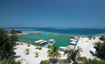 Arrival Beach and Spa at Gulhi