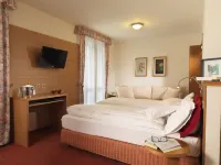 Hotel Miralago Hotels in Bossico