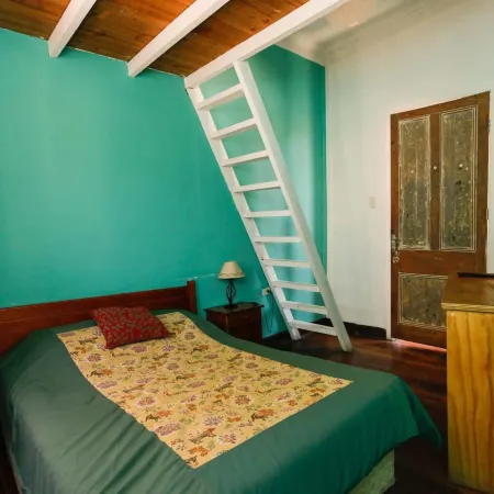 Hostal Casa Verde Limón