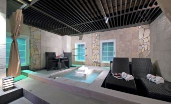 Design Hotel W Zip Club