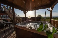 Auberge Le Four à Pain Hotels in Petite-Rivière-Saint-François