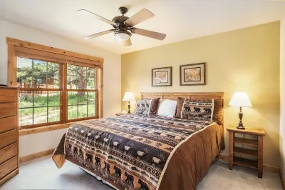 Solitude Eagle #4 - Estes Park Condo