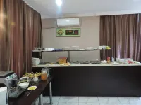 Alma-Ata Hotel - 3-Star